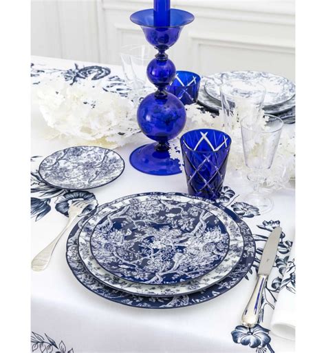 art de la table Dior plates